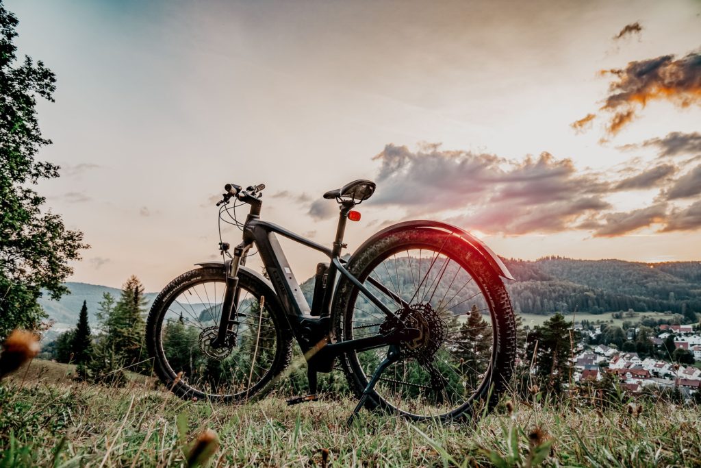 E Mountain Bike Outdoors 2022